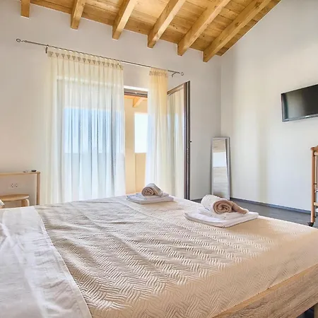 Dija Tatil Evi Juršići